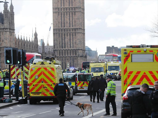 Emergency services respond after an incident on Westminster Bridge in London, Britain March 22, 2017. /REUTERS