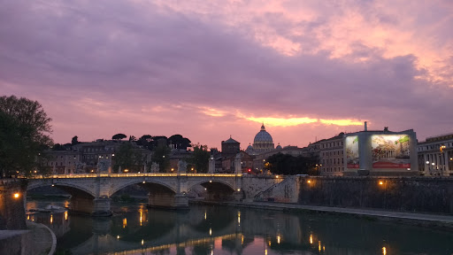St Peters and River Tiber