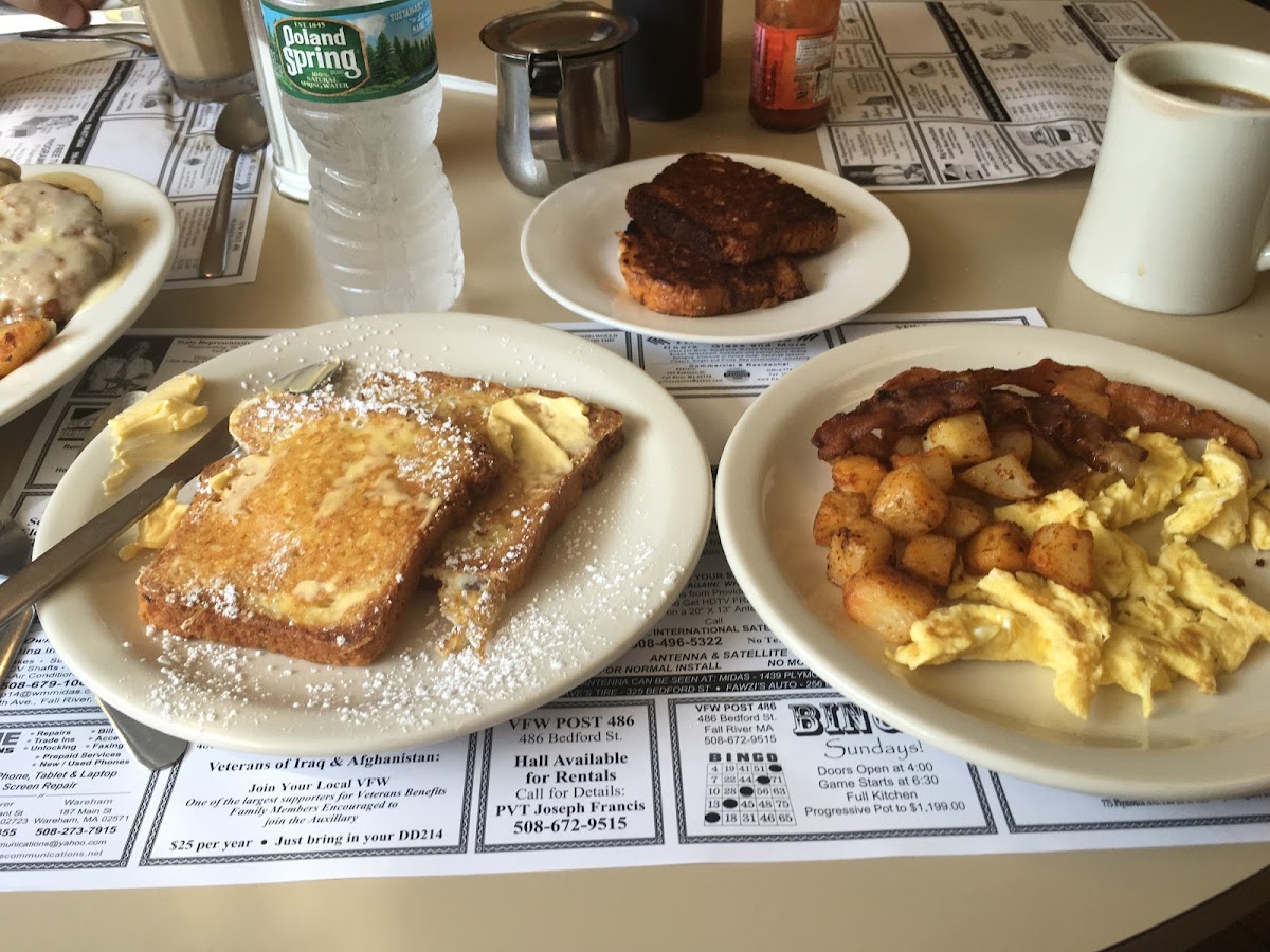 Best GF French toast I have ever had!  And grilled GF Portuguese Sweet Bread.  Everything was delicious!