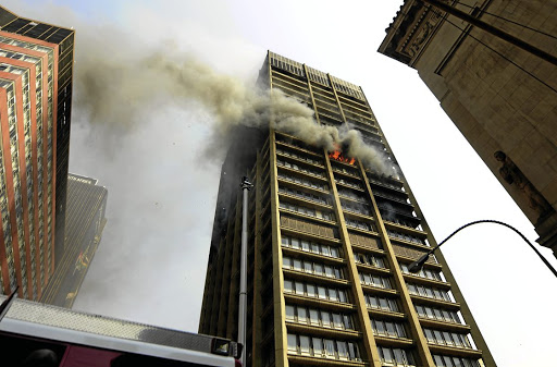 The writer says like the Esidimeni disaster there were warnings before a building housing three government department caught fire and claimed the lives of three firefighters.