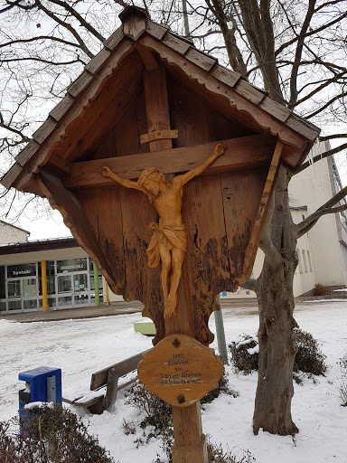 Kreuz An Der Kreuzung