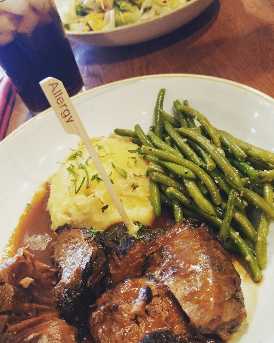 Tavern keepers favorite (pot roast) lunch only