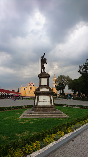 Estatua De Hidalgo