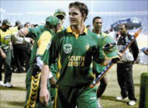 WINNERS: Proteas' Albie Morkel and teammates celebrate the victory over Pakistan in the fifth one-day international cricket match at Gaddafi Stadium in Lahore, Pakistan yesterday. Pic. KM Chaudary. 29/10/07. © AP.