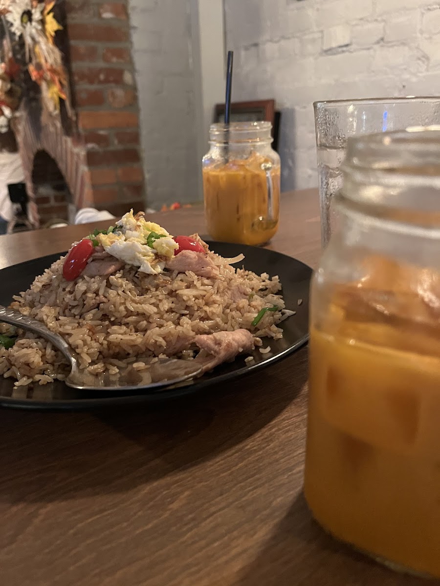 Pork Signature Fried Rice and Thai Iced Teas