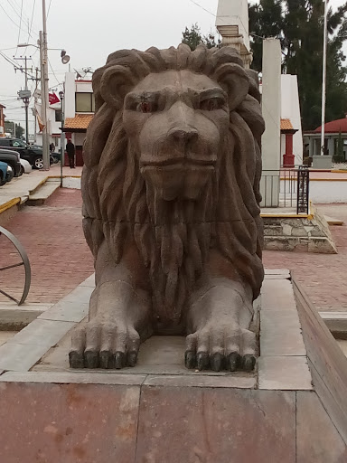 Fuente León 