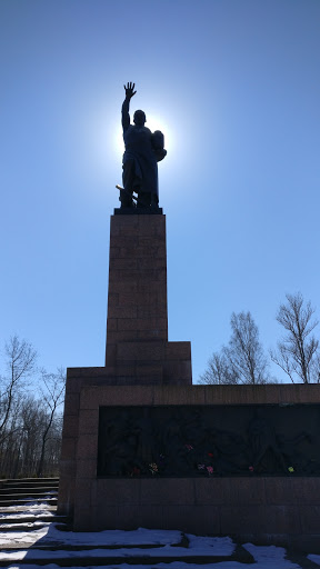 Памятник жертвам 