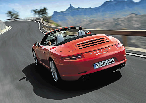 Rear view of the new 911 Carrera