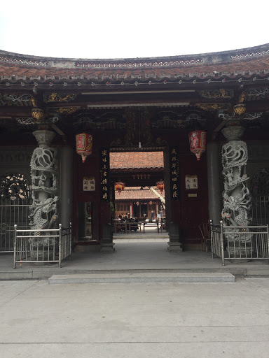 兴化府城隍庙大门