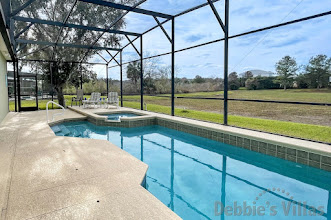 West-facing private pool with a scenic view on West Haven