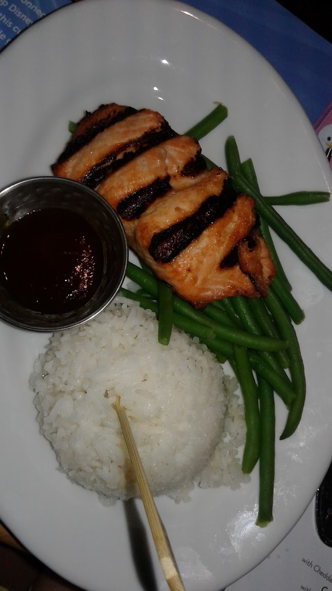 Kids meal of grilled salmon, jasmine rice, green beans, and teriyaki sauce