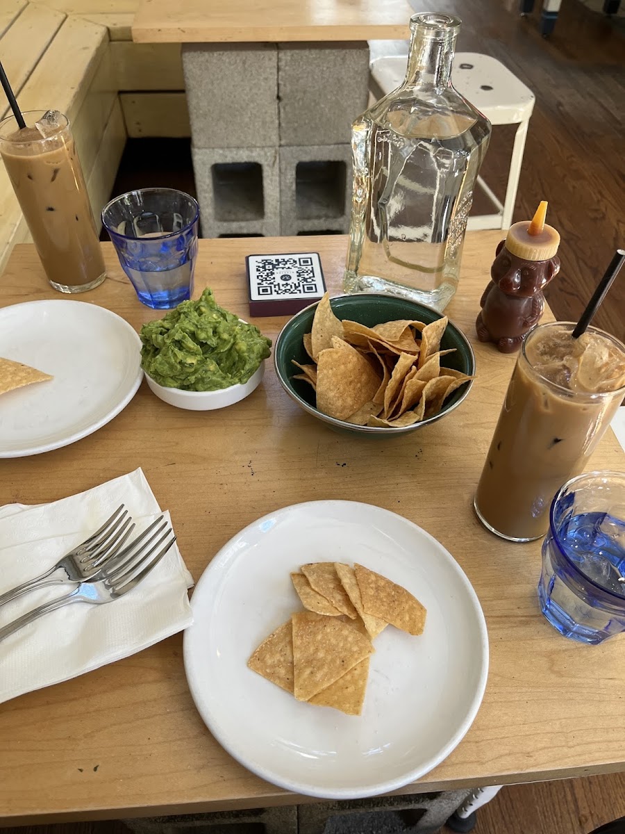 Guacamole and horachta iced coffees