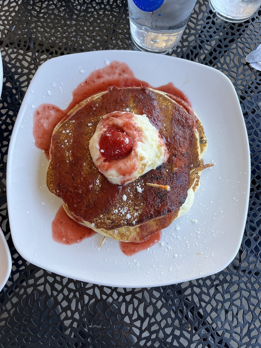 Strawberry Cheesecake Pancakes