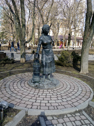 Sculpture in Pokrovsky public 