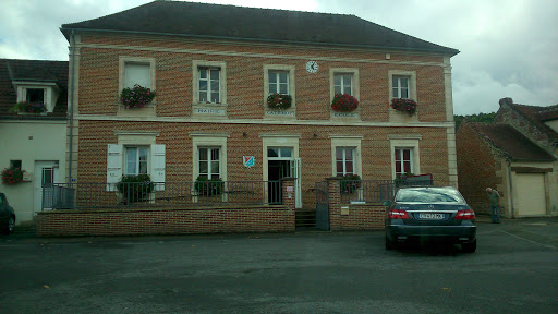 Catenoy La Mairie 