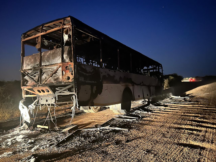 Commuters escaped before the bus ferrying them from Hammanskraal to Centurion burnt to ashes.