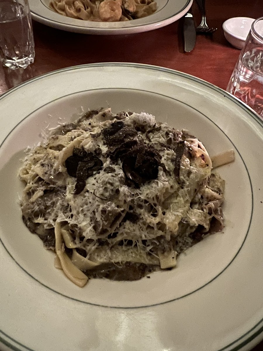 Mushroom, brown butter, truffle pasta