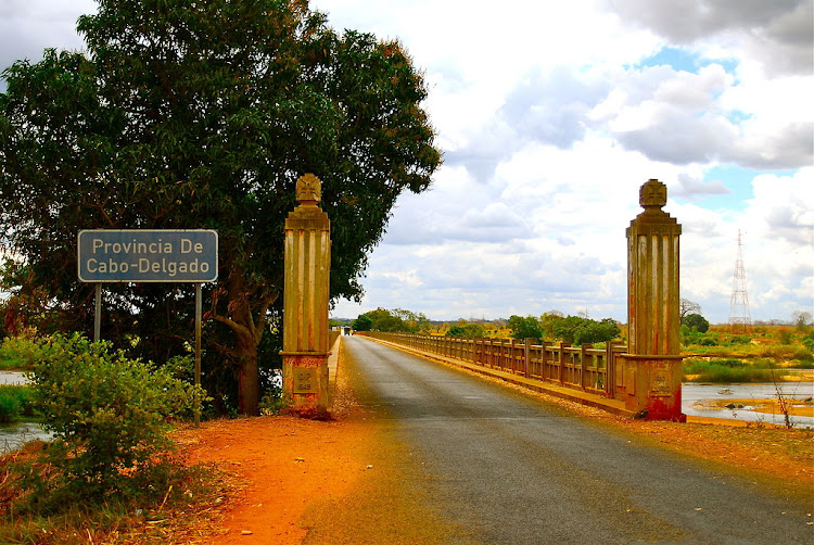 The EN1 road bridge over Rio Lúrio, the border between Nampula and Cabo Delgado provinces in Mozambique. Attacks by insurgents in Cabo Delgado have intensified over the past month.