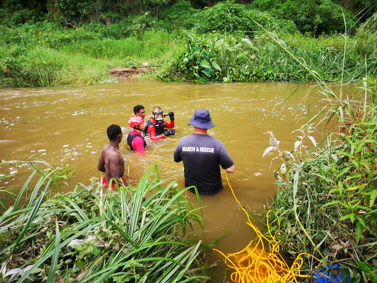 Divers from the Durban police and the metro police search and rescue units were frantically searching for nine-year old Amahle Mvuyo at H Section‚ Umlazi.