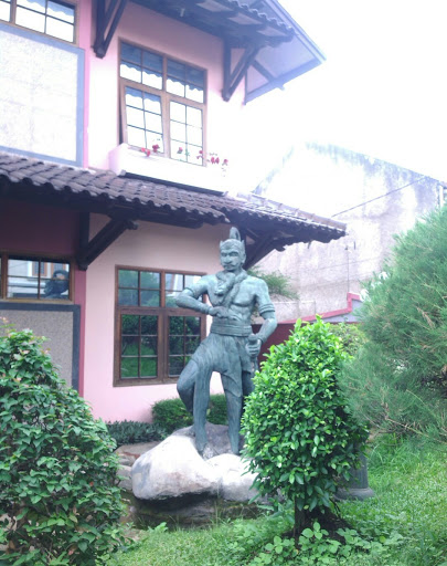 Gatot Kacalystro Statue of Nggragas