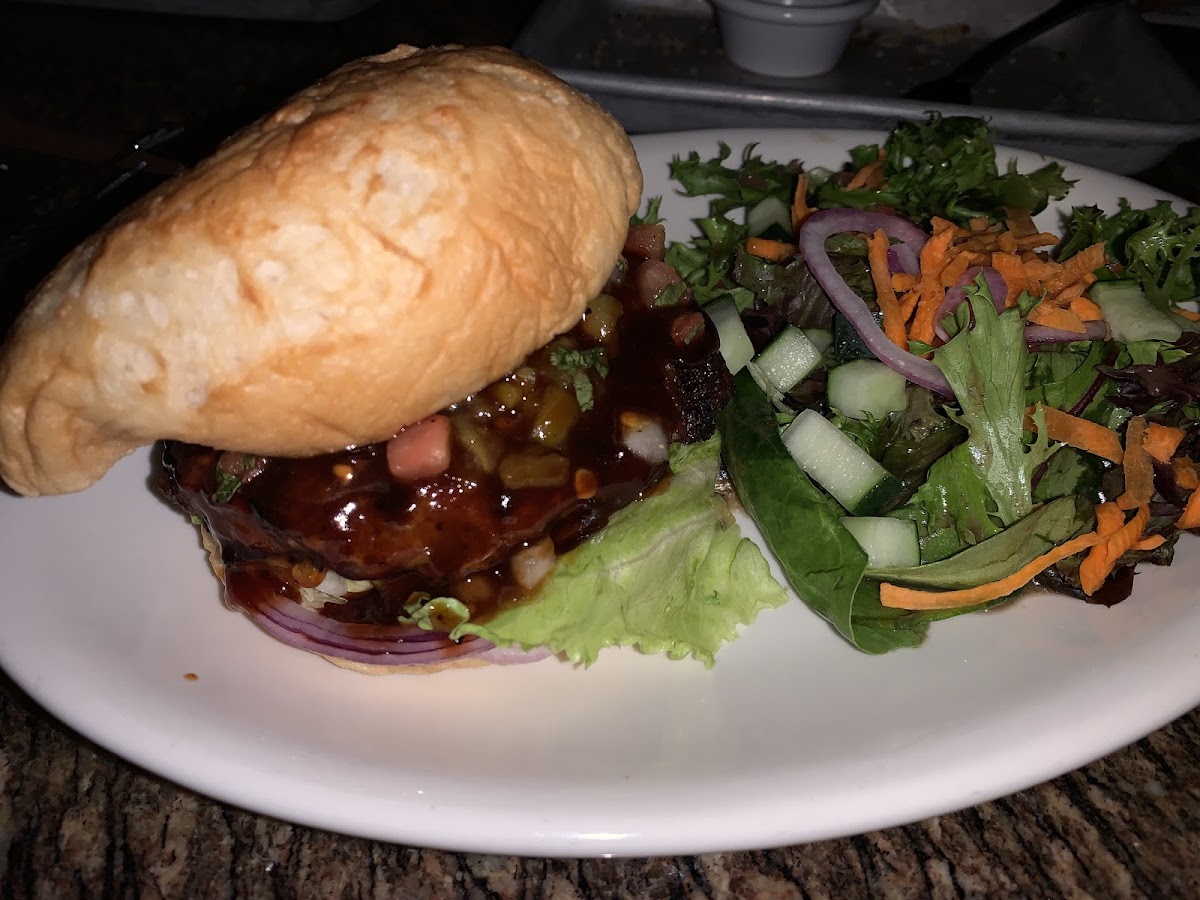 Gf bun on Barbecue bison burger, mixed greens salad (no croutons)