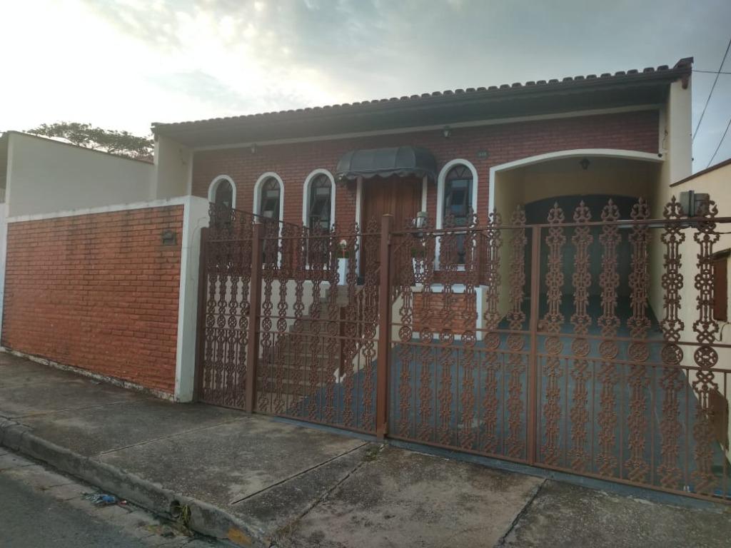 Casa com 3 dormitórios à venda, 22134 m² por R$ 850.000 - Vila Santa Terezinha - Várzea Paulista/SP