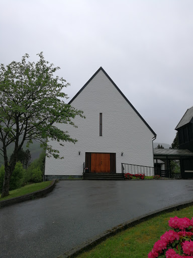 Svelgen Kirke