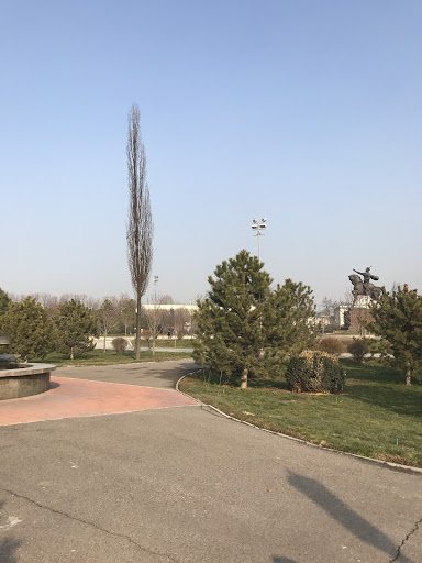 Tachkent : place Amir Timour, 