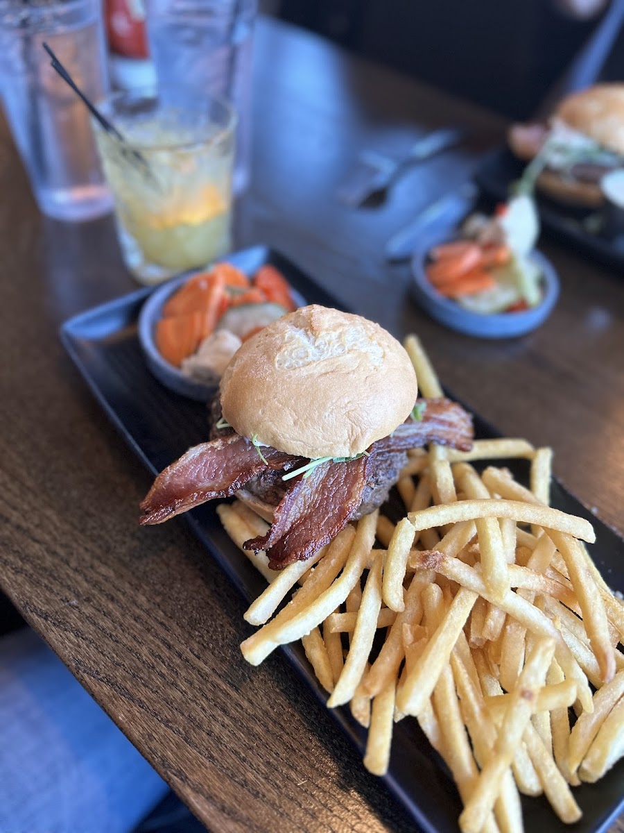 Kitchen burger with plain fries