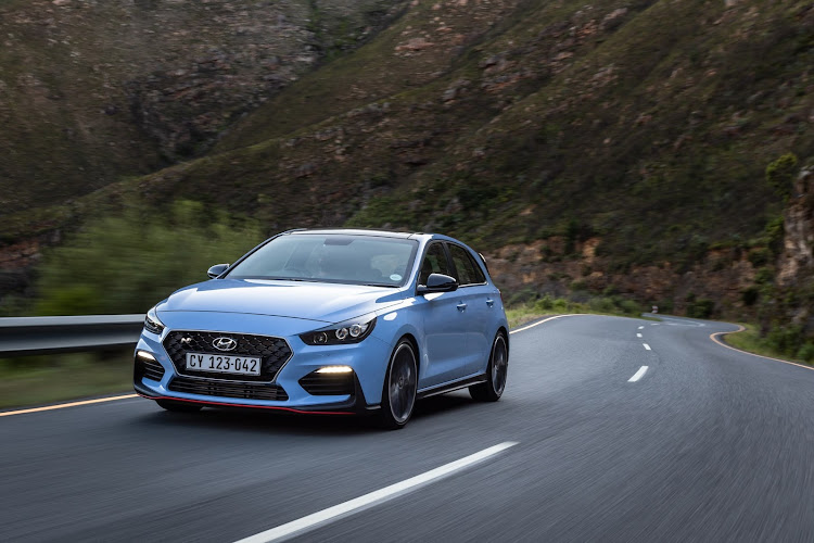 The i30 N tackles Franschhoek Pass.