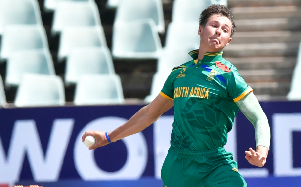 Tristan Luus of SA during the U19 men’s World Cup semifinal against India at Willowmoore Park, Benoni, on Tuesday. GALLO IMAGES/ SYDNEY SESHIBEDI