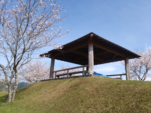 あずま屋3 入田堤防