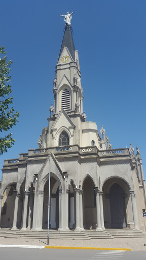 Iglesia Laboulaye 
