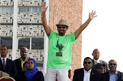  Ethiopian Prime Minister Abiy Ahmed waves to supporters as he attends a rally in Addis Ababa, Ethiopia June 23, 2018. 