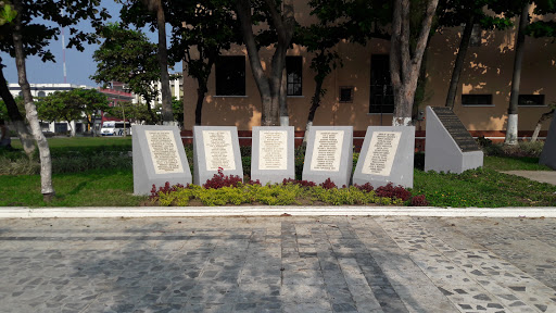 Placas En Honor A Los Maestros De La Ocupación Americana