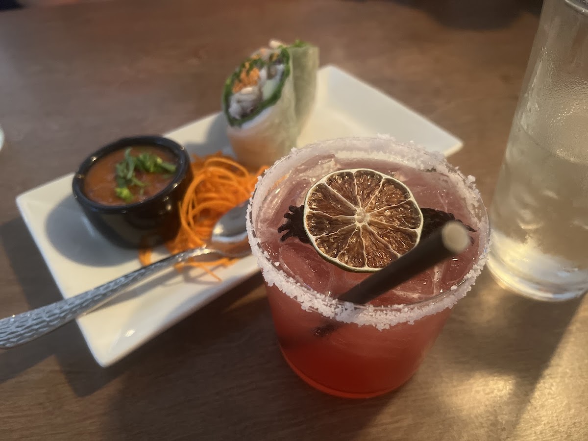 Fresh summer rolls and margarita