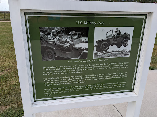 The Jeep displayed here is actually a 1951 model jeep, distinguished from the 1942-45 WW II Army-Marinemodel by its windshield without a divider bar. President Eisenhower generally traveled by...