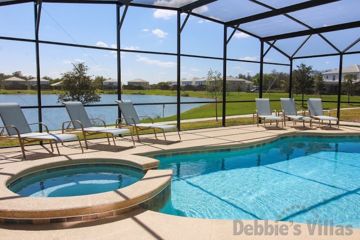 South-facing private pool and spa with lake view on gated Kissimmee resort of Bella Vida