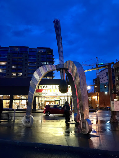 Powell's Bookstore and Sculpture