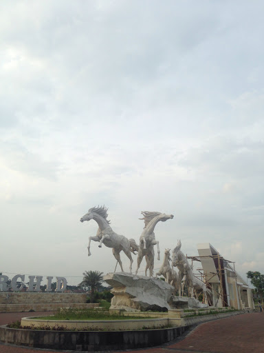 Statue of the Wild Horses