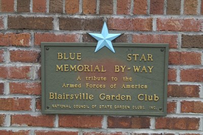 Blue Star Memorial By-Way A tribute to the Armed Forces of America Blairsville Garden Club, National Council of State Garden Clubs, Inc. Plaque courtesy Lat34North.com. Original page, with...
