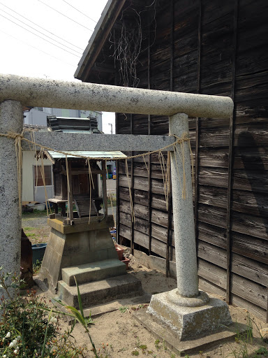 小さな神社