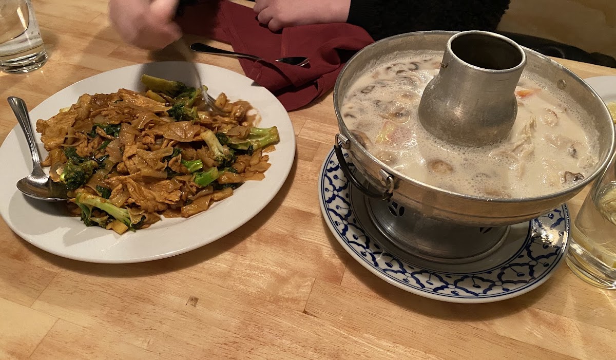 GF Drunken Noodles and Tom Kha soup
