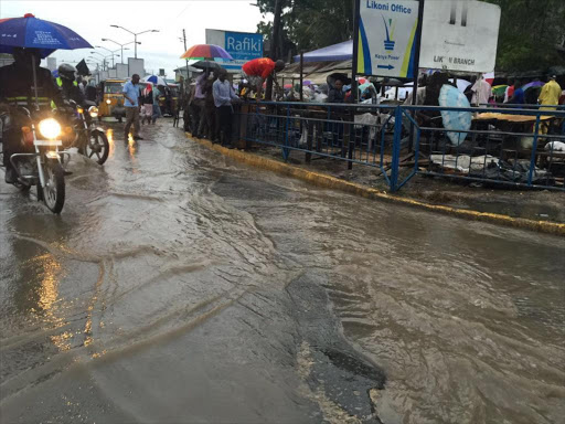 Heavy rains experienced in Mombasa county on Thursday morning.Photo/Elkana Jacob