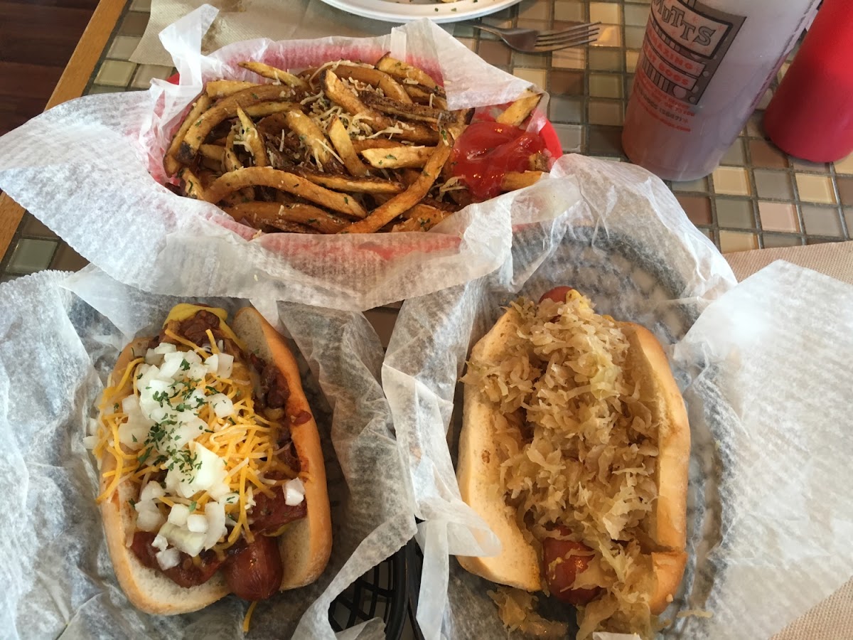 Gluten-Free Bread/Buns at Mutt's Amazing Hot Dogs