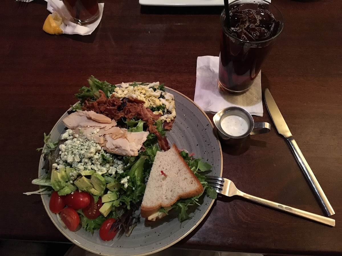 Had the Cobb salad with half turkey and ham sandwich. It was delicious!  Highly recommend!
