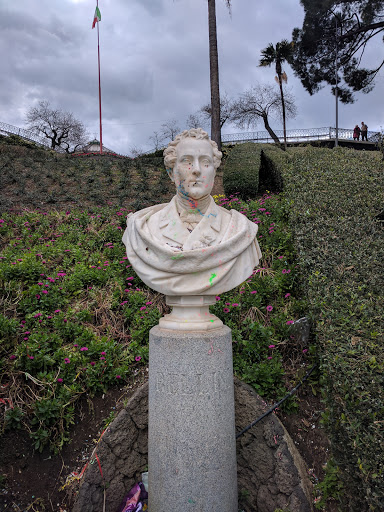 Busto di Bellini