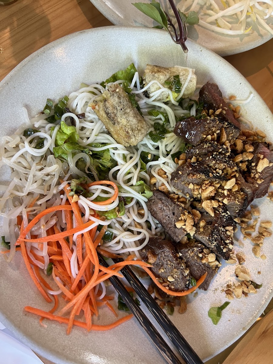 Beef & rice noodles—delicious!