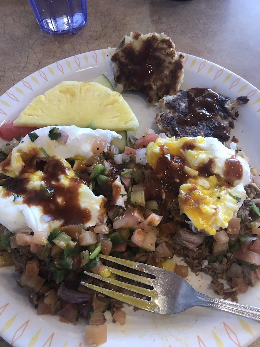 Carnitas Benedict without sauce and extra pico on gf English muffin