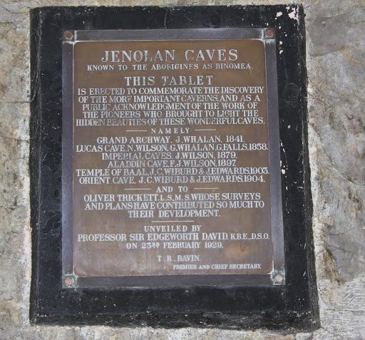       Well worth a visit if you are ever in Sydney. It was one of the first tourist attractions in NSW and early Sydneysiders would trek days to get there and tour the caves by candlelight. Plaque...